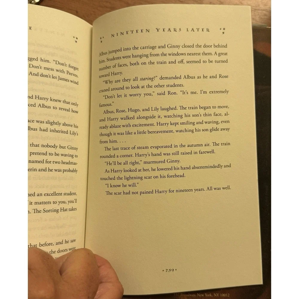 Harry Potter and the Deathly Hallows - First Edition First Print, 759 Page Error